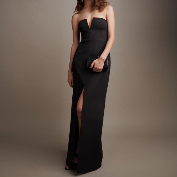 BCBGMaxAzria Dresses & Skirts - BCBGMAXAZRIA Crepe Notched Strapless / 4